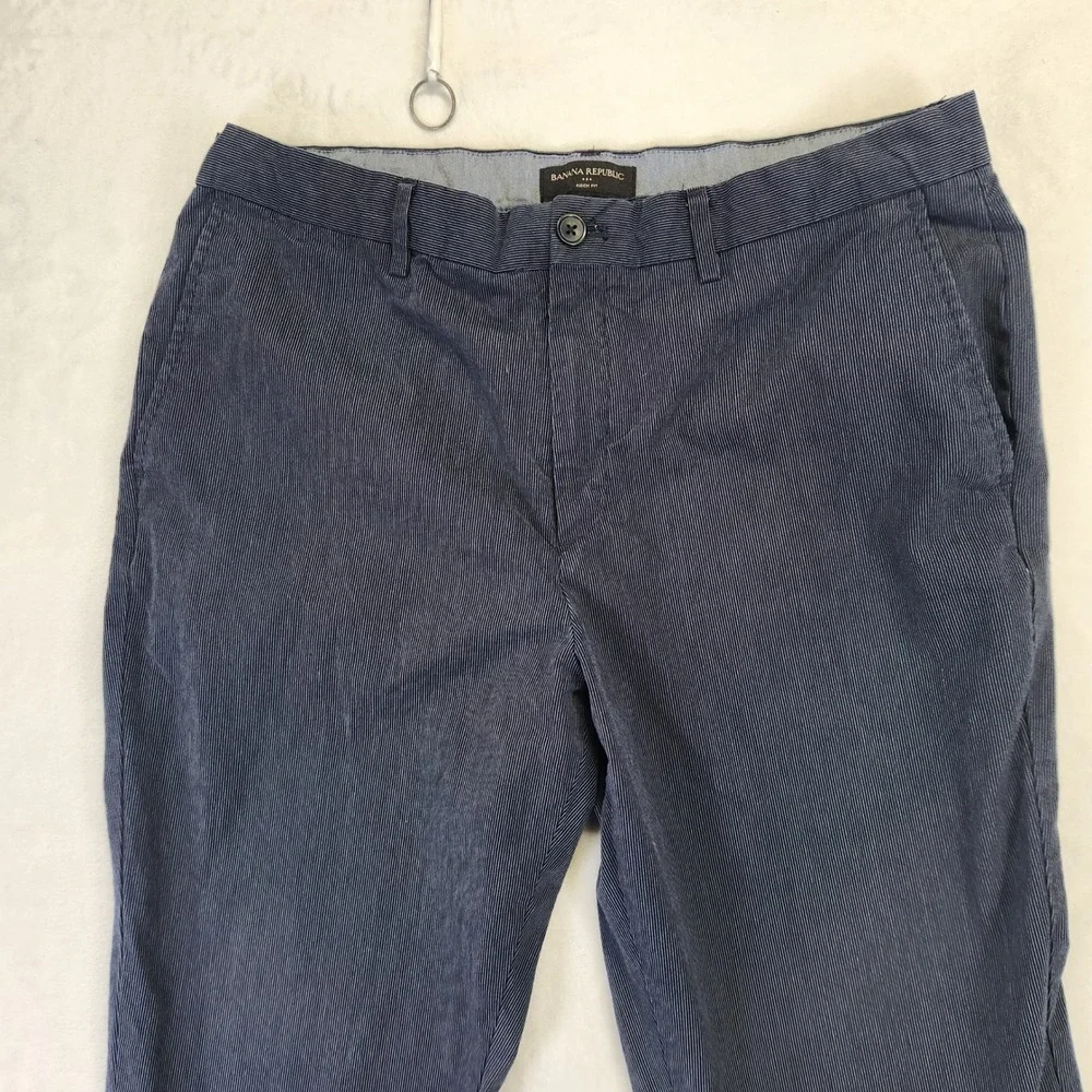 Banana Republic Aiden Fit Mens‎ 36x32 Navy Blue White Micro Stripe Chino Pants